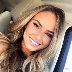 Meet your Posher, Kalli